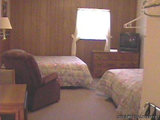 Riverbend Lodging Bryson City Room photo
