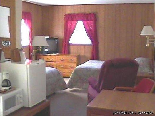 Riverbend Lodging Bryson City Room photo