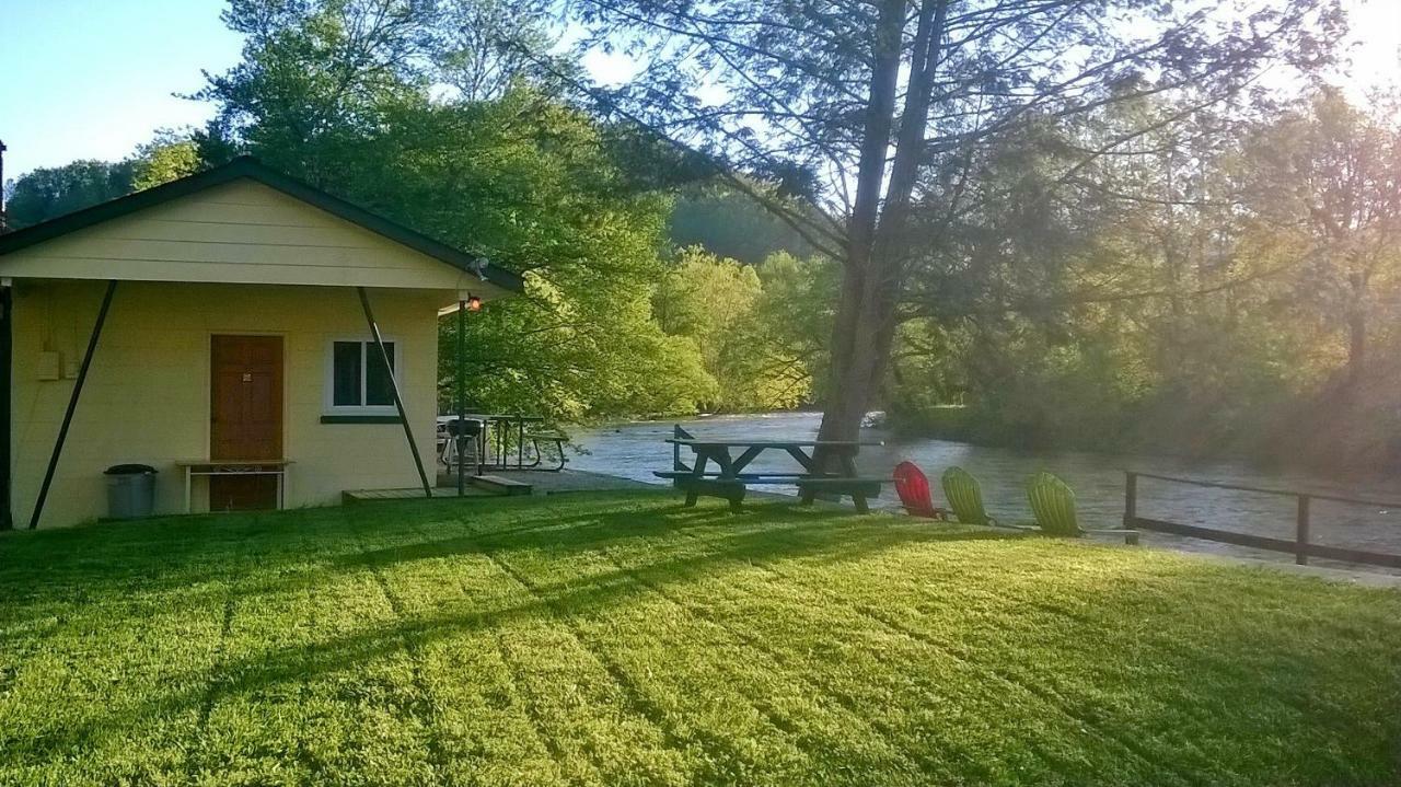 Riverbend Lodging Bryson City Exterior photo